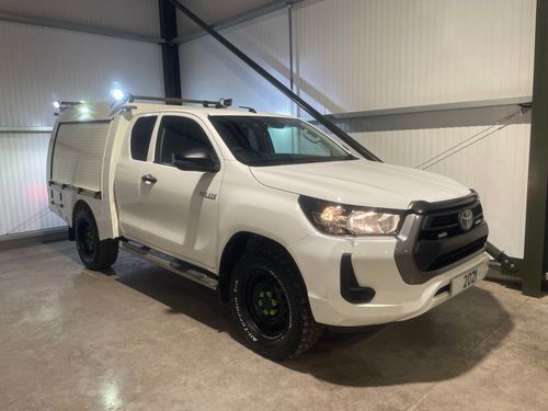 2021 Toyota Hilux 4x4 Pickup Utility Workshop Vehicle * Pickup Systems Build * EX SMT VOLVO
