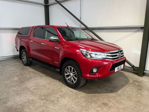 2020 Toyota Hilux Invincible Automatic 4x4 Pickup * 102k miles * NO VAT