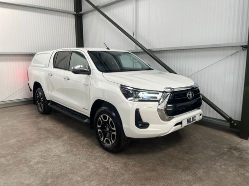 2021 (71) Toyota Hilux Invincible Double Cab Pickup 6 Speed Manual 4x4 *52k Miles *
